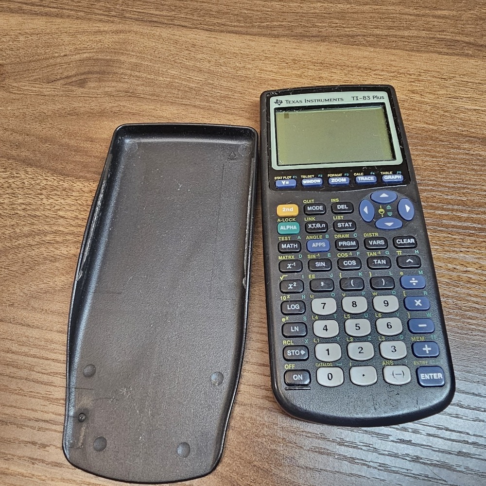 Texas Instruments TI-83 Plus Graphing Calculator w Cover Manual Tested - Picture 13 of 13